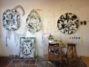 ダイヤよりも輝く？話題の宝石絵画”カートピオ(kurt pio)”とは