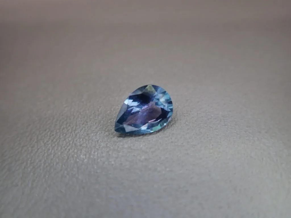 青緑色 水石 水性ケンエースグロス 濃彩(青・緑)色 3分艶有り 16kg(約120平米/1回