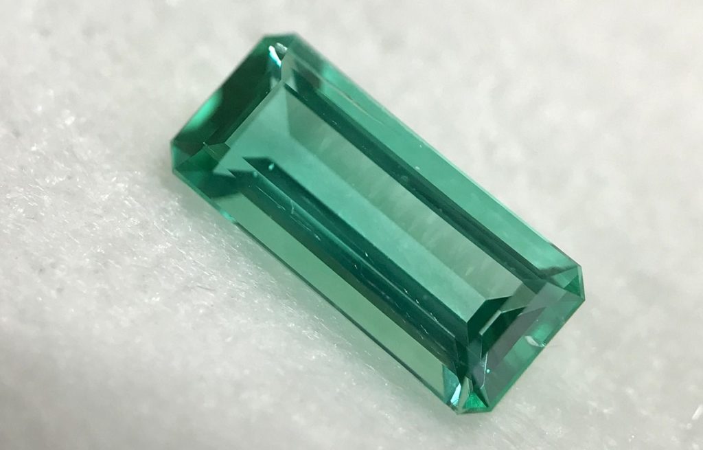 エメラルド