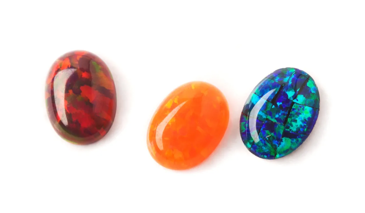 ネット通販の商品名ですぐに分かる 実は「偽ダイヤモンド」で有名な3