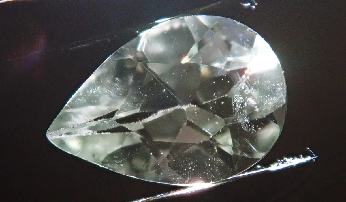 知られざる、謎多き希少石 モンテブラサイトとは？ | カラッツ Gem
