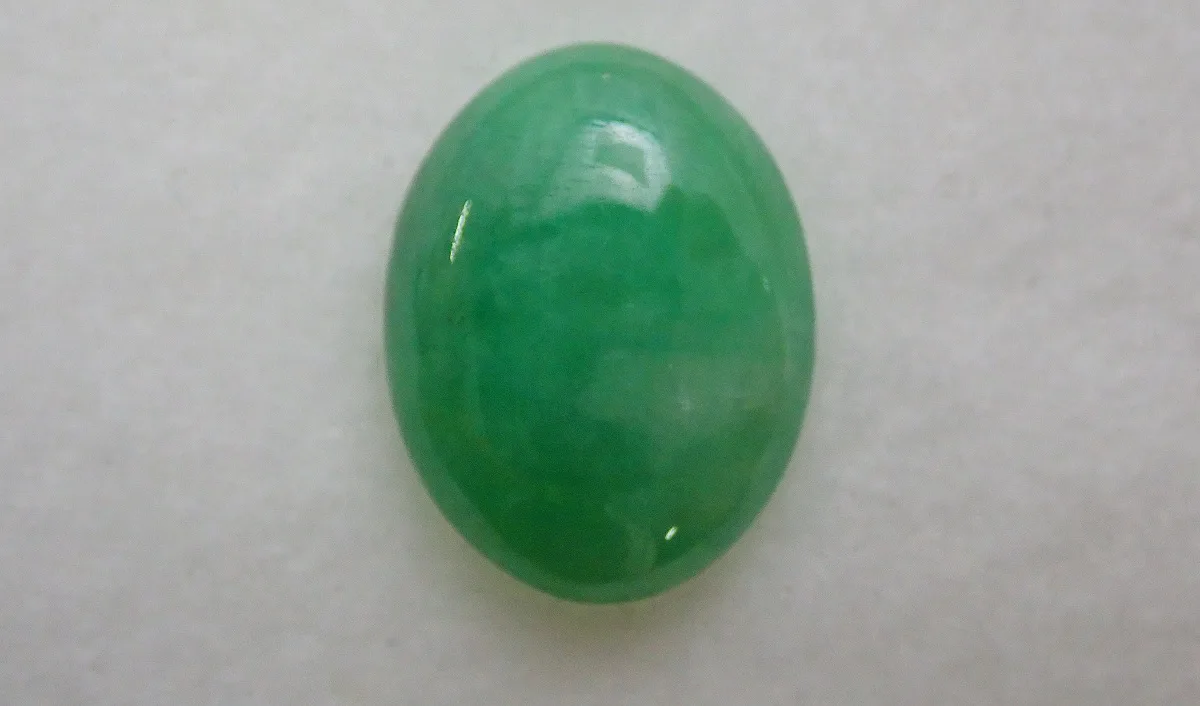 日本でも採れる翡翠（ヒスイ） 価値が高いポイント3つ | カラッツ Gem
