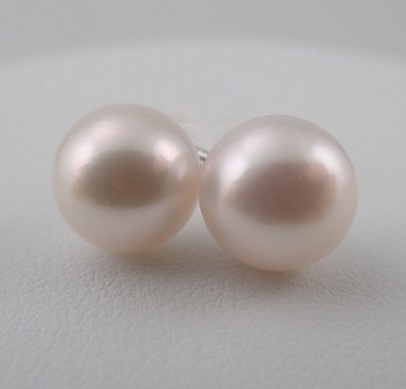パール ピアス