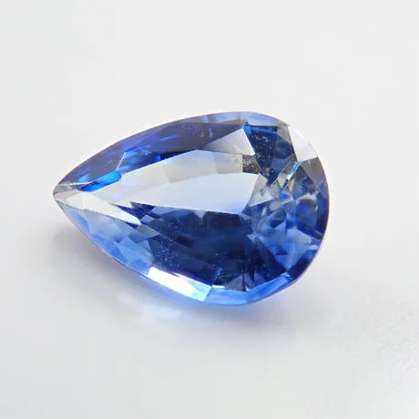 宝石のカットの種類と特徴について カラッツ Gem Magazine