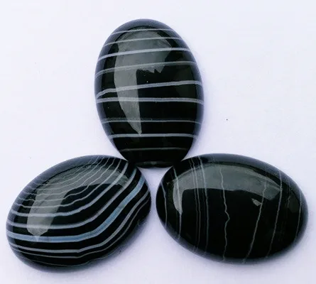 4月の誕生石一覧 4月の誕生石と誕生日石について カラッツ Gem Magazine