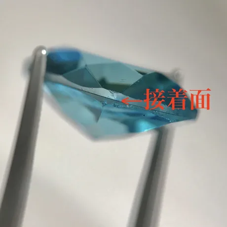 アクアマリンの偽物ってどんなもの？見分け方はあるの？ | カラッツ