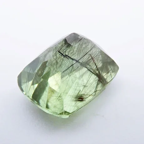 豊富な色で虜にさせるトルマリン | カラッツ Gem Magazine