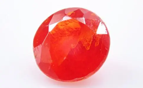 バラ色の石「インカローズ（ロードクロサイト）」の価格が高騰中な理由