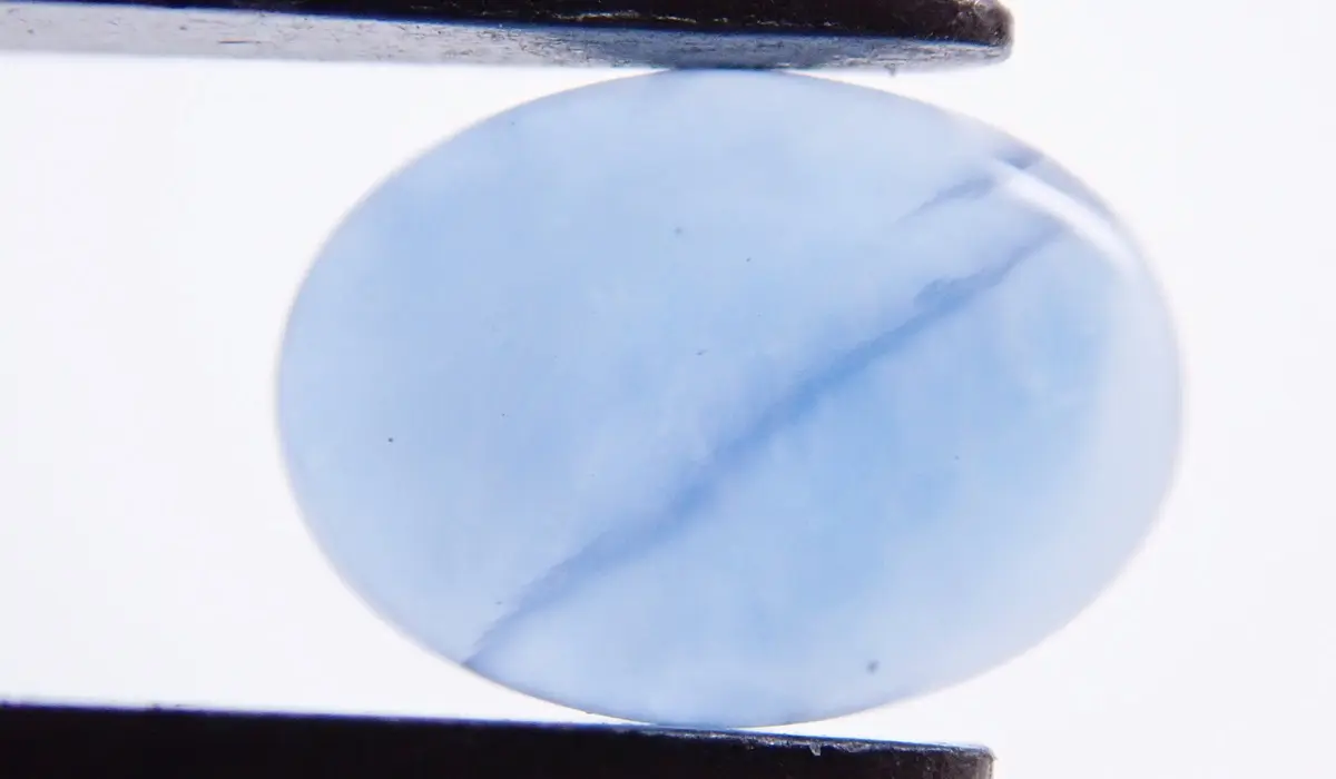 リヒテライトの特徴と価値基準、名前の意味とは | カラッツ Gem Magazine