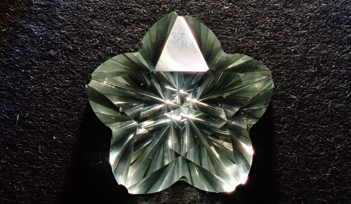 グリーンアメジスト　アメシスト　甲州貴石切子