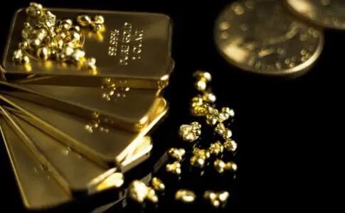 金　金貨　金製品　価値　変動